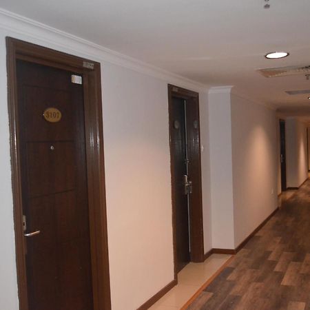 Td Plaza Hotel Кота Кинабалу Екстериор снимка
